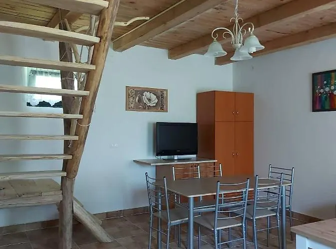 Oliva Verde Apartman דירה